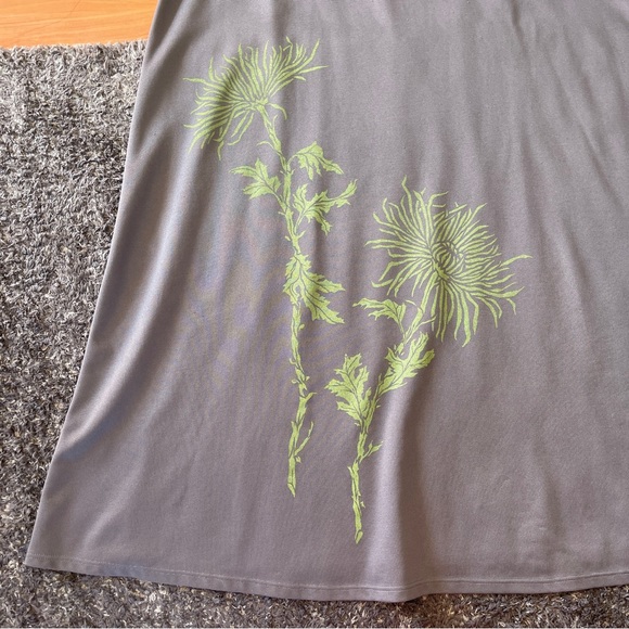 East Honolulu clothing company Dress - Picture 2 of 8